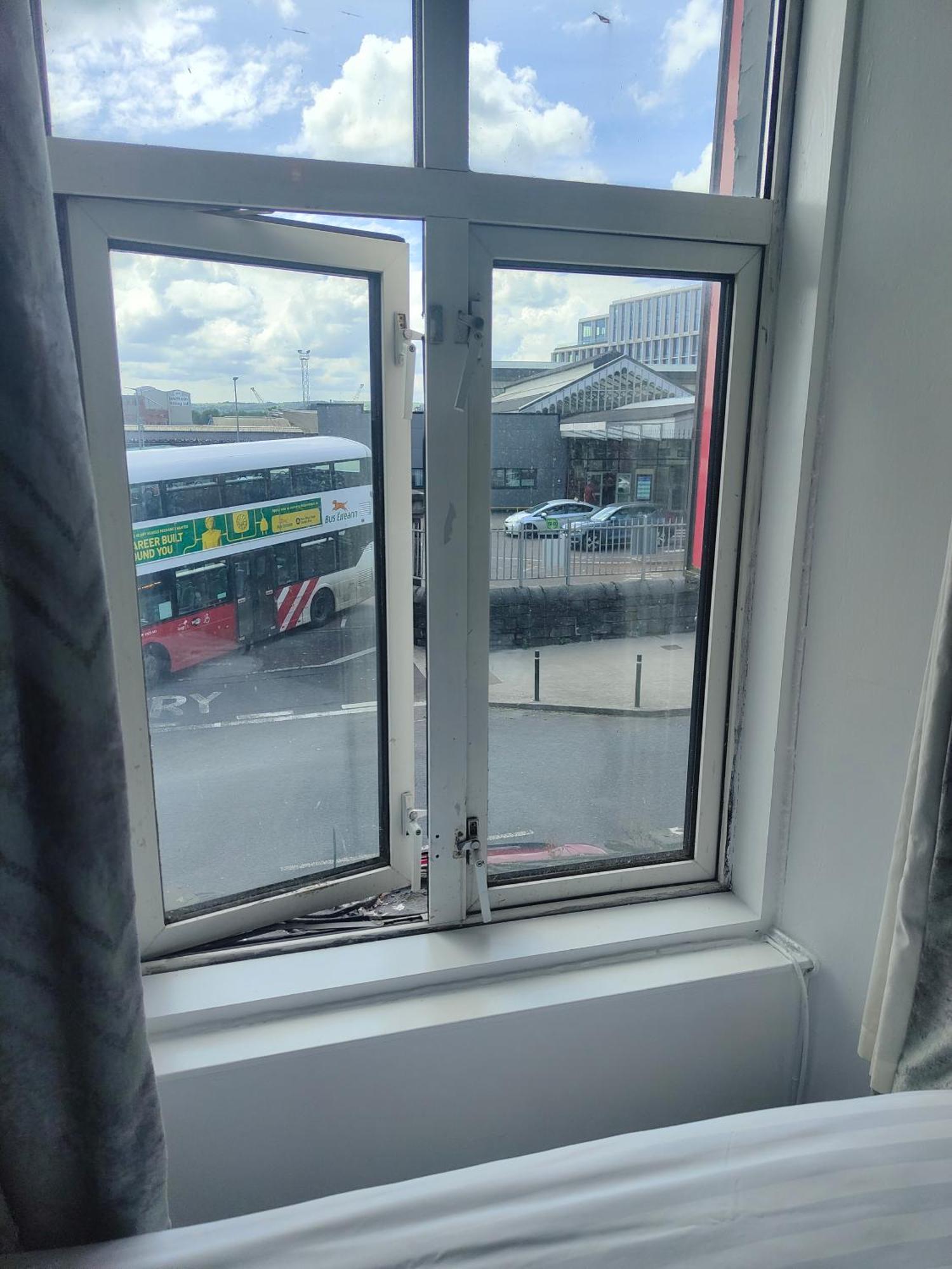 Station View Tavern Cork Eksteriør billede
